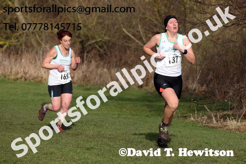 Womens 35s and over and mens 65 and over, 2018 North Eastern Masters, Darlington. Photo: David T. Hewitson/Sports for All Pics